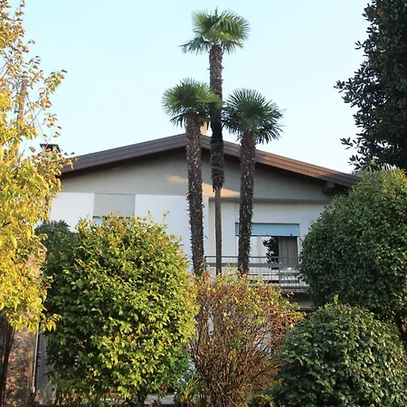 Feriehus Erica By Interhome Porto Valtravaglia